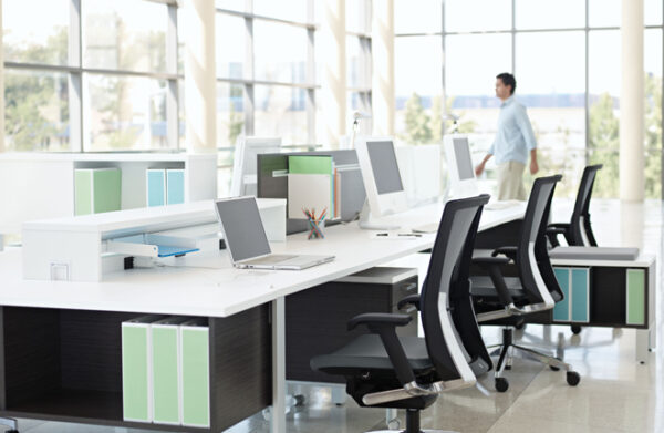 Global Bridges II Modular Benching Desk