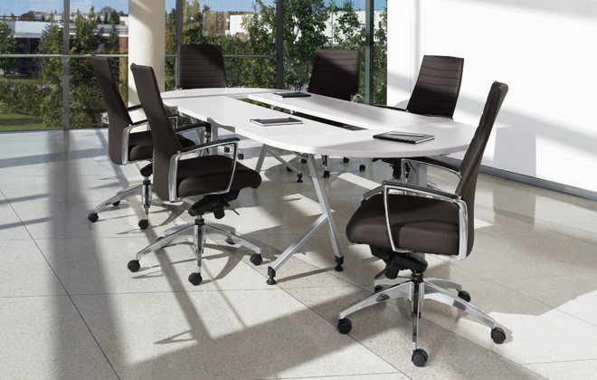 Global Junction Work and Training Tables White Racetrack