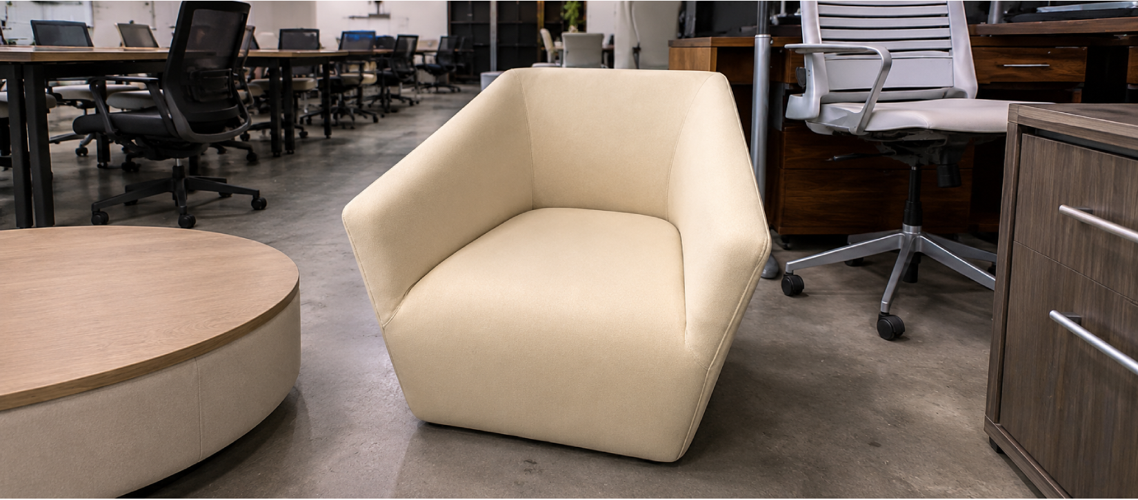 Club Lounge Chair (1)
