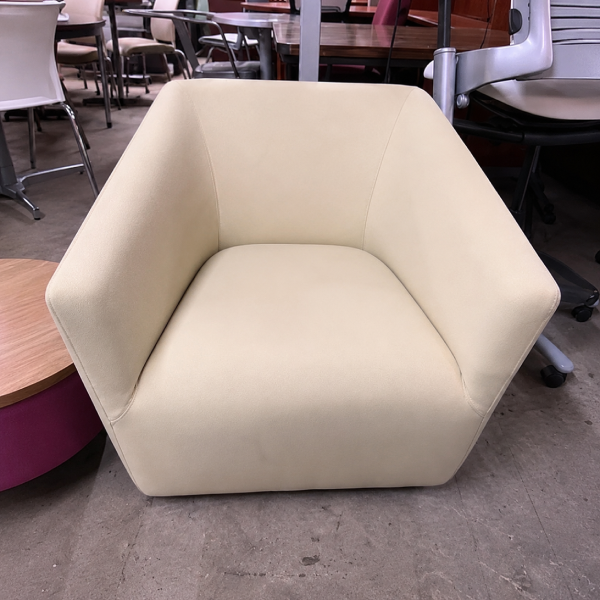 Club Lounge Chair