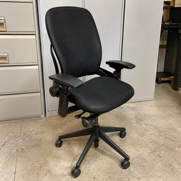 Used Steelcase Leap V2 Office Chair