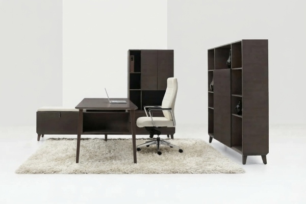 Corby Laminate And Veneer Desking CBY205