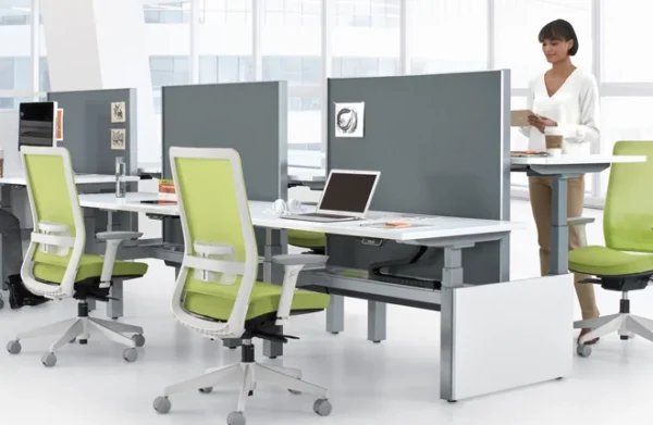 Global FreeFit Modular Benching Desk
